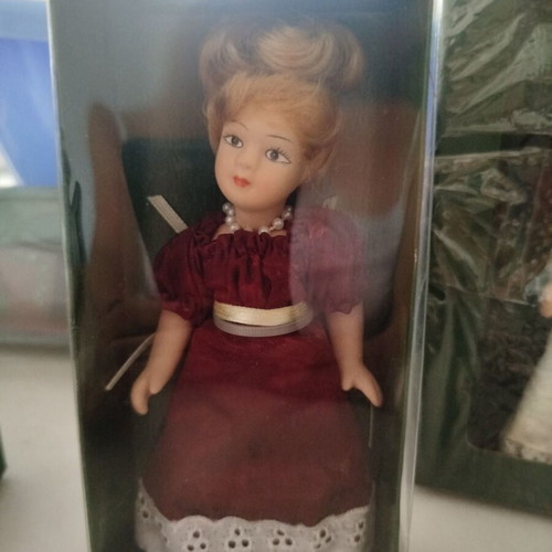 Porcelain dolls retro vintage new in boxes set