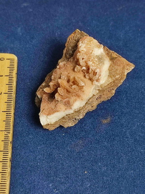 Sample pink quartz Lavrio like new with rock