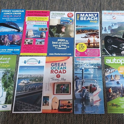 Australia 43 Travel Guide Leaflets like new