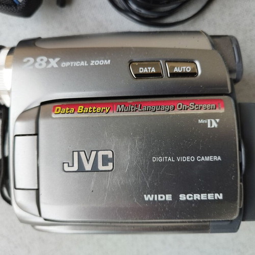JVC GR-D725E digital video camera used with charger and case