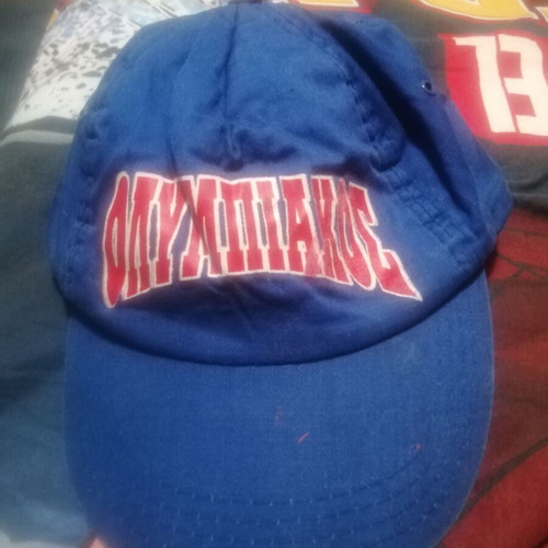 Olympiakos Cap like new