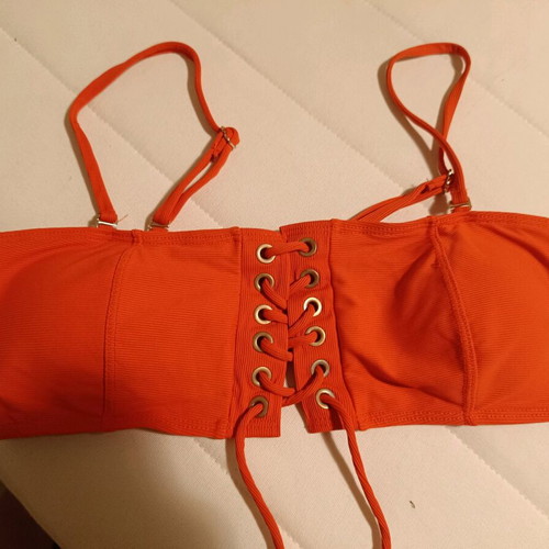 Bikini top orange like new, size M