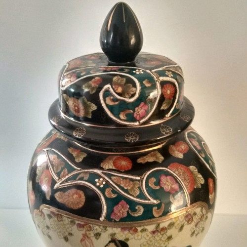 Set of 3 Royal Satsuma decorative porcelain vases used