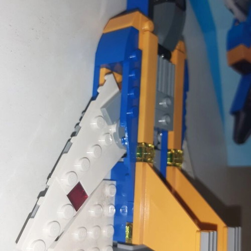 Lego Creator 31042 airplane like new with assembly booklet