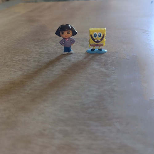SpongeBob and Dora the Explorer figures set like new
