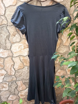 Dress like new one size gray silver with built-in camisole and belt