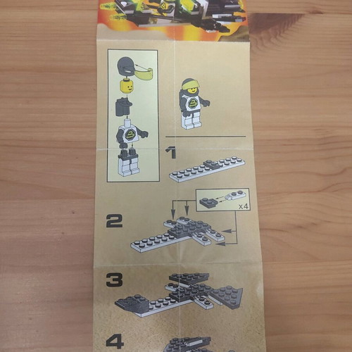 Lego Super Nova II Blacktron II 6832 vintage set used