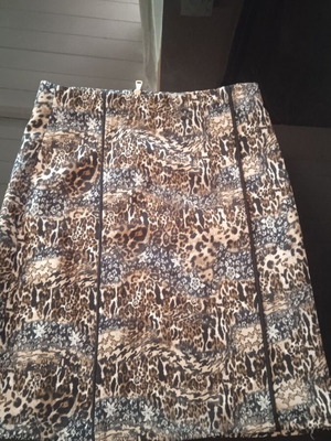 Animal print skirt size S like new, brown