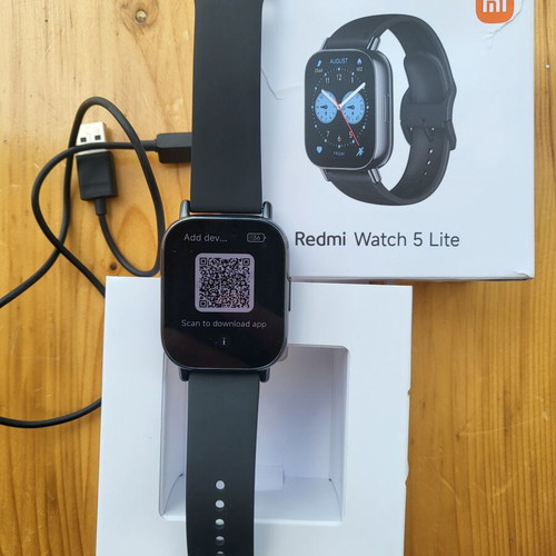Redmi Watch 5 Lite smart watch like new with AMOLED display