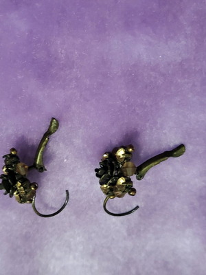 Vintage earrings rose-shaped like new