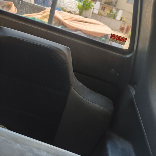 Mitsubishi L200 4x4 SUV like new, petrol, manual, 240000 km