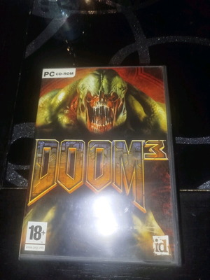 Παιχνίδι Doom3 για PC σαν καινούργιο, action με 3 CD και βιβλιαράκι