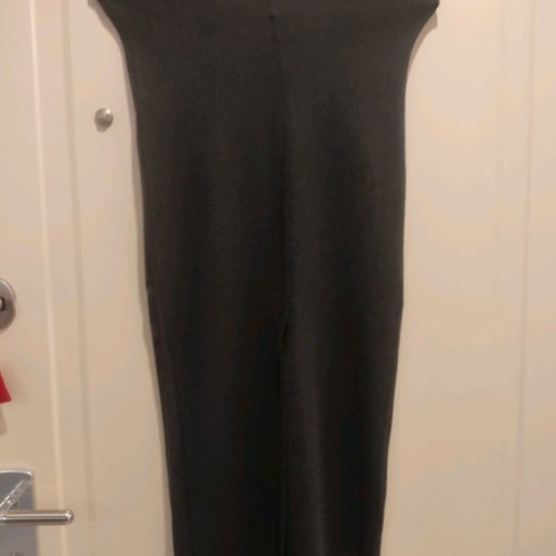 Morgan skirt used dark gray with large openings, size M