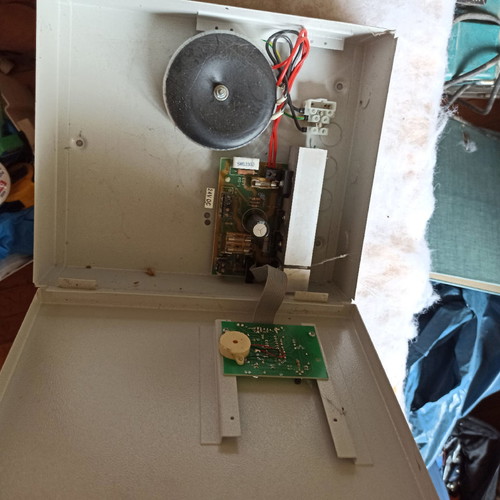 Autonomous wall power supplies used and brand new