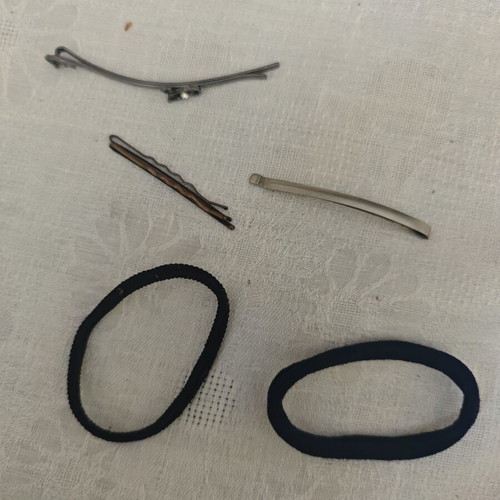 Hair Clips pack like new, multicolor