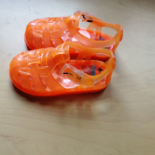 Baby silicone sandals size 21 like new