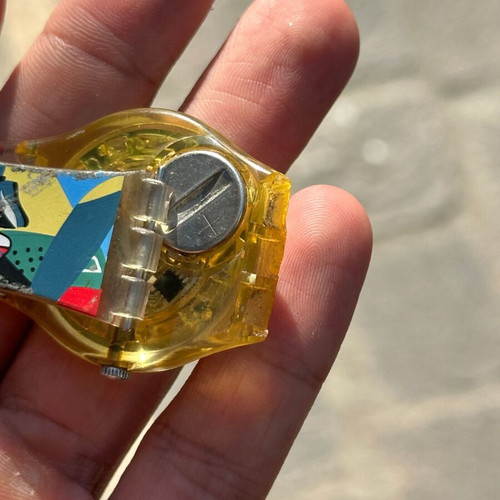 Swatch Watch Force 25161 vintage transparent yellow wristwatch with original strap