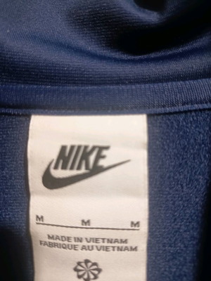 Nike jacket blue size M like new