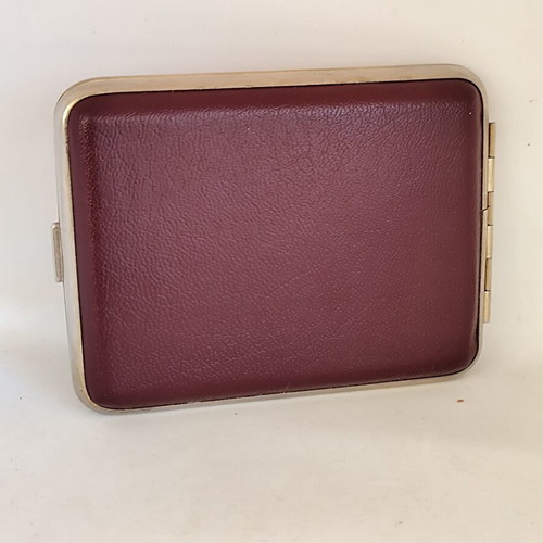 Vintage metal tobacco case with leatherette lining used, bordeaux gold