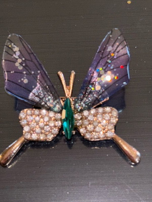Butterfly pin new, gold color with rhinestones