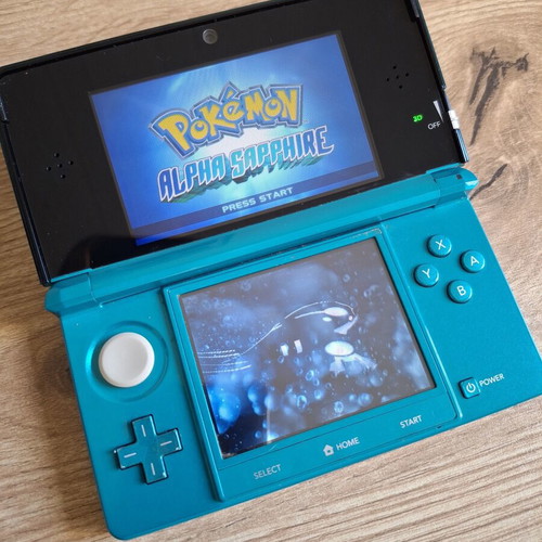 Nintendo 3DS Aqua Blue like new handheld console