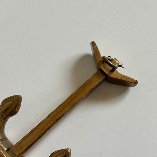 Vintage brass wall hook anchor design used, 13.5x7.5 cm