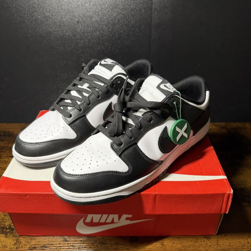 Nike Dunk Low Retro sneakers, size 45.5, black and white