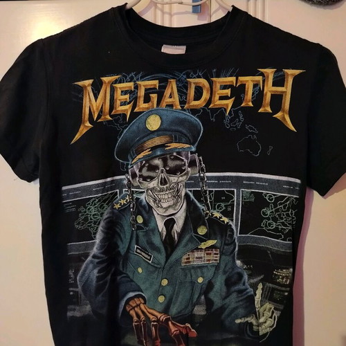 Megadeth T-Shirt like new, collectible short-sleeve shirt