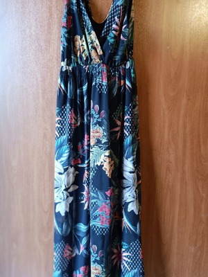 Maxi floral dress like new, multicolored, size M
