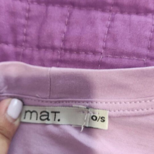 Mat blouse one size new, purple with silver details