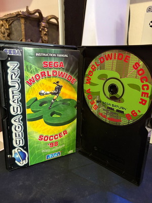 Sega Worldwide Soccer 98 Sega Saturn used with box