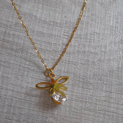 Dragonfly necklace made of stainless steel gold color new