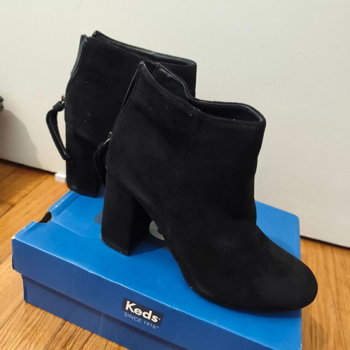Seven black ankle boots size 38, like new, 7cm heel