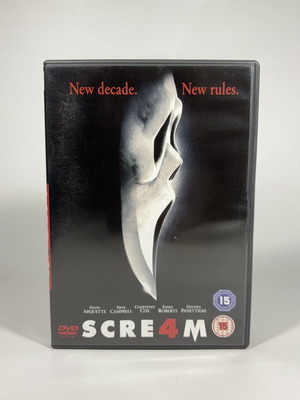 Scream 4 DVD used with English subtitles