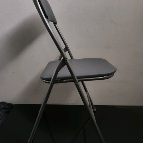 Metal chairs like new, pack of 8