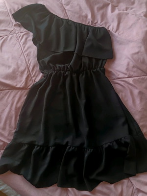 Φόρεμα Pink Woman μαύρο με ένα ώμο σαν καινούργιο, polyester