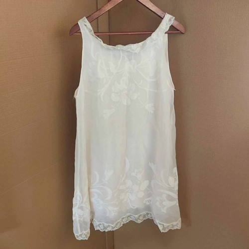 Vintage Lord Taylor '60 nightgown like new, size L, white