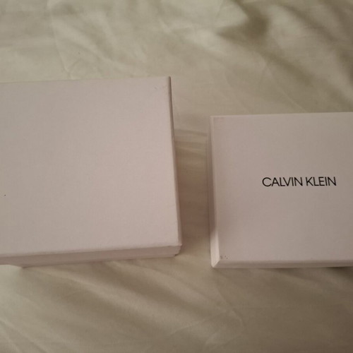 Calvin Klein watch box like new 11×10×7.5 cm
