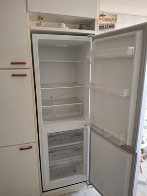 Hisense refrigerator like new