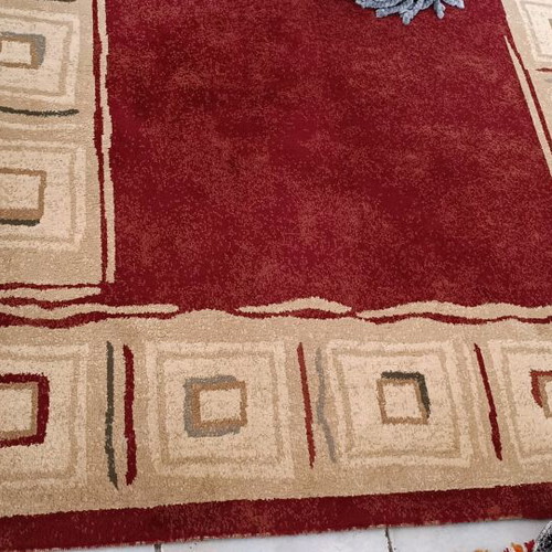 Royal carpet Olympia 160x230 used, red with beige
