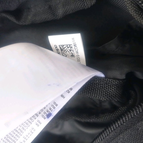 Τσαντάκι ώμου Adidas σαν καινούργιο, μαύρο