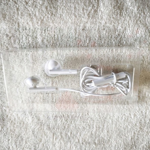 Huawei CM 33 Stereo White Earphones like new