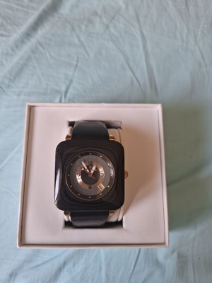 Folli Follie women's watch used, black and gold