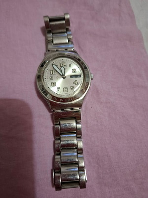 Set of 4 wristwatches: 2 Swatch, 1 Breeze, 1 Folli Folli with 3 bracelets gift