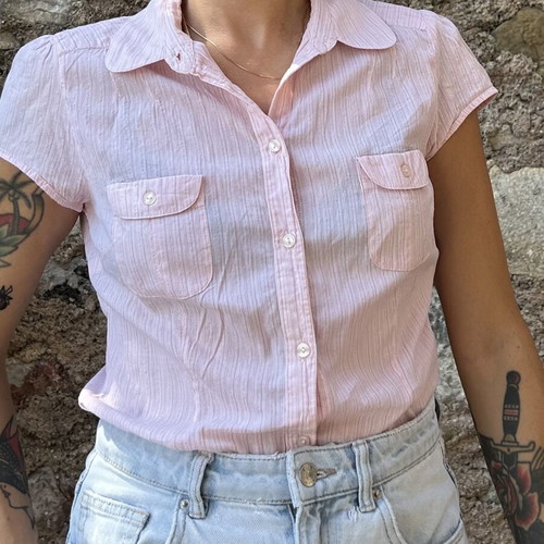 H&M light pink short-sleeve shirt with pockets, size M