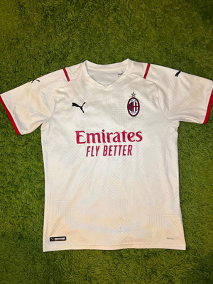 Milan beige jersey like new, size Medium