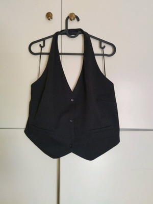 Mango black vest new, size L