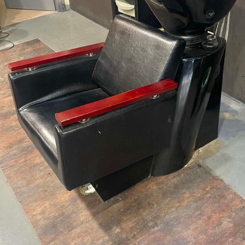 Professional Hair Salon Shampoo Station with Black Porcelain and Wooden Armrests like new