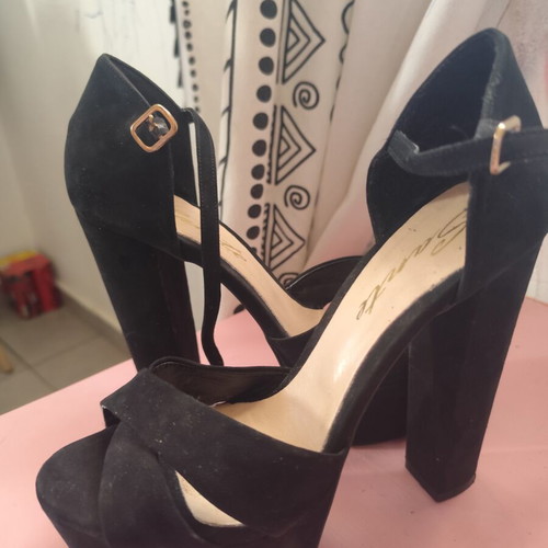 Sante black platform heels, size 39