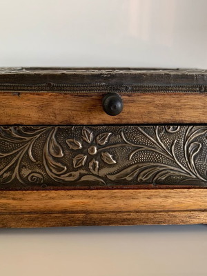 Декоративна кутия за съхранение употребявана, дърво и метал